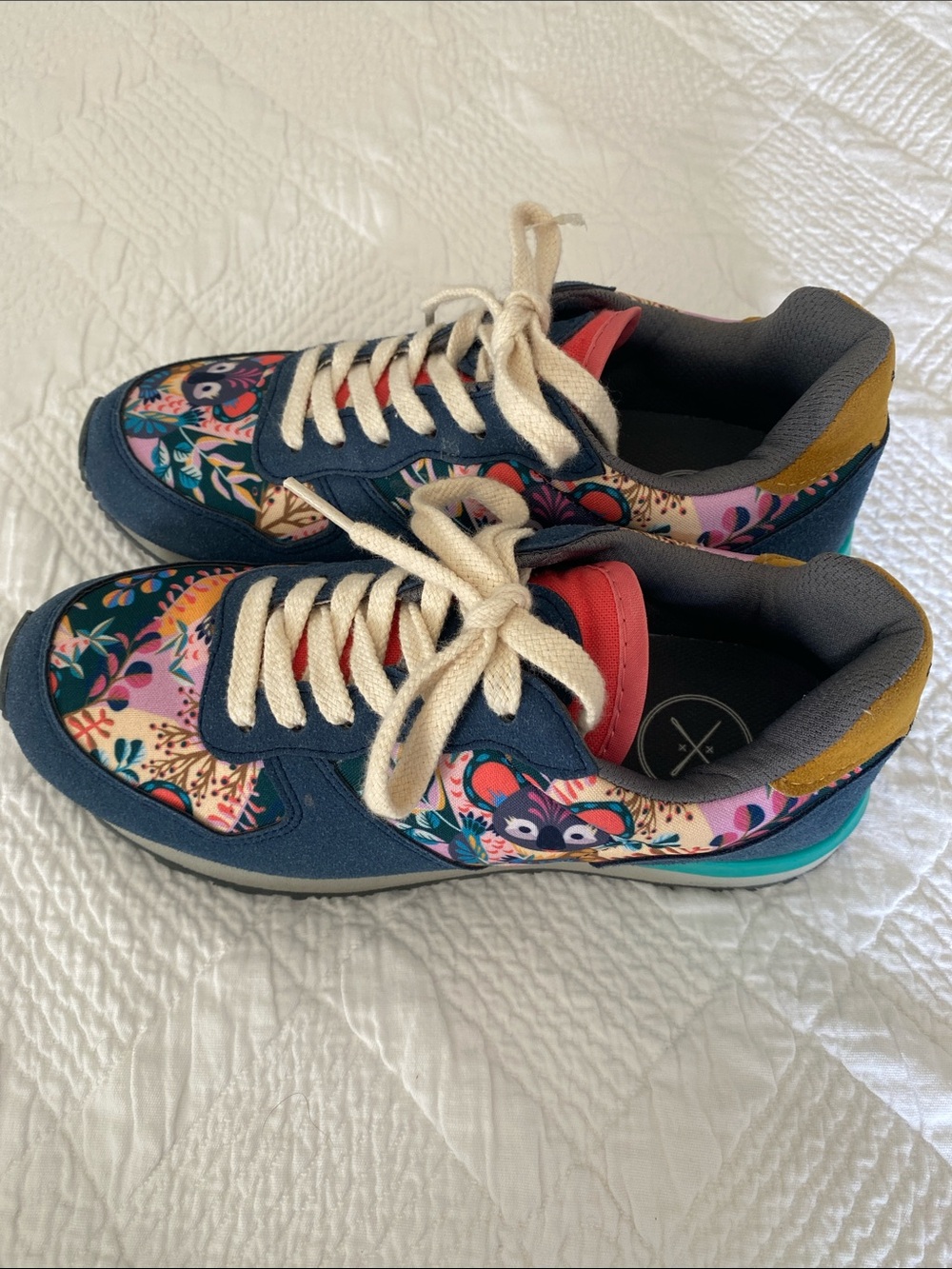 inkkas Navy Floral Accent Women's Sneakers